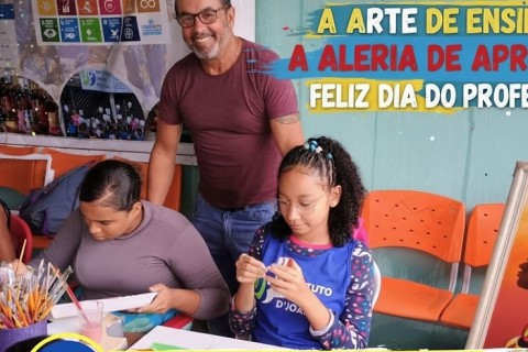 A LUZ QUE NENHUMA SOMBRA APAGA — O PODER TRANSFORMADOR DE QUEM ENSINA COM A ALMA”