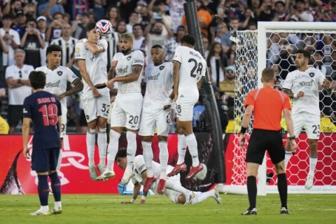 Botafogo faz história e vence o PSG à noite pelo Mundial de Clubes