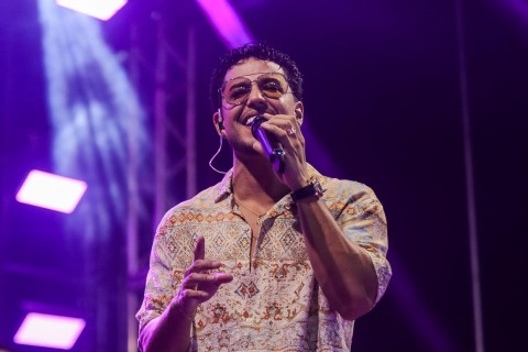 Na primeira noite do festival de Arembepe,