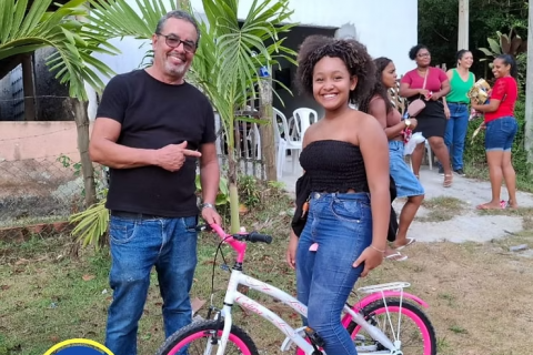 NATAL DE LUZ DA APTI TRANSFORMA SONHOS EM REALIDADE E EMOCIONA COMUNIDADE INTEIRA